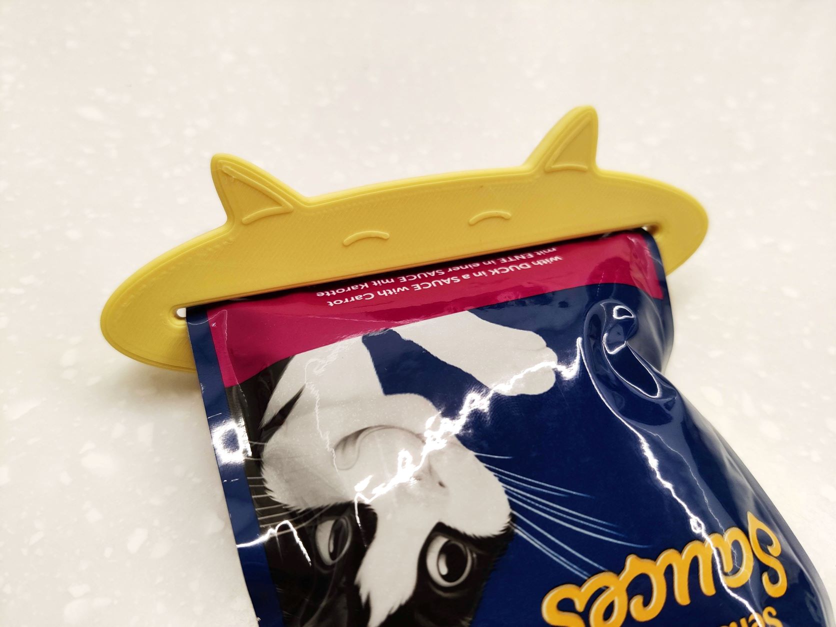 Cat Food Pouch Squeezer by Filip Novotný Download free STL model