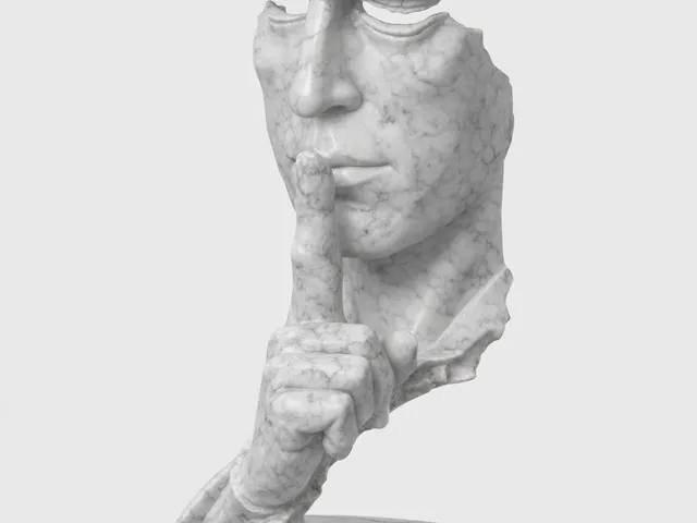 Head statue