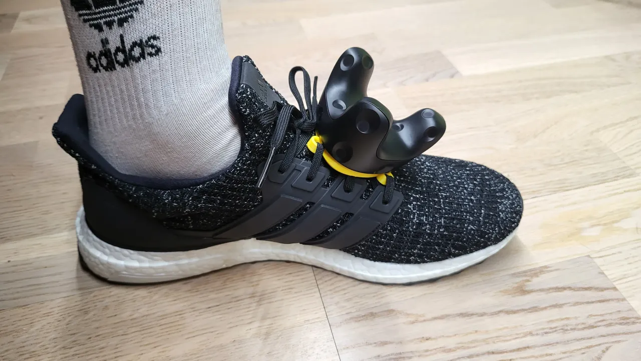 VIVE Tracker 3.0 Shoe mount by nerdaxic | Download free STL VIVE Tracker 3.0 Shoe mount by nerdaxic | Download free STL
