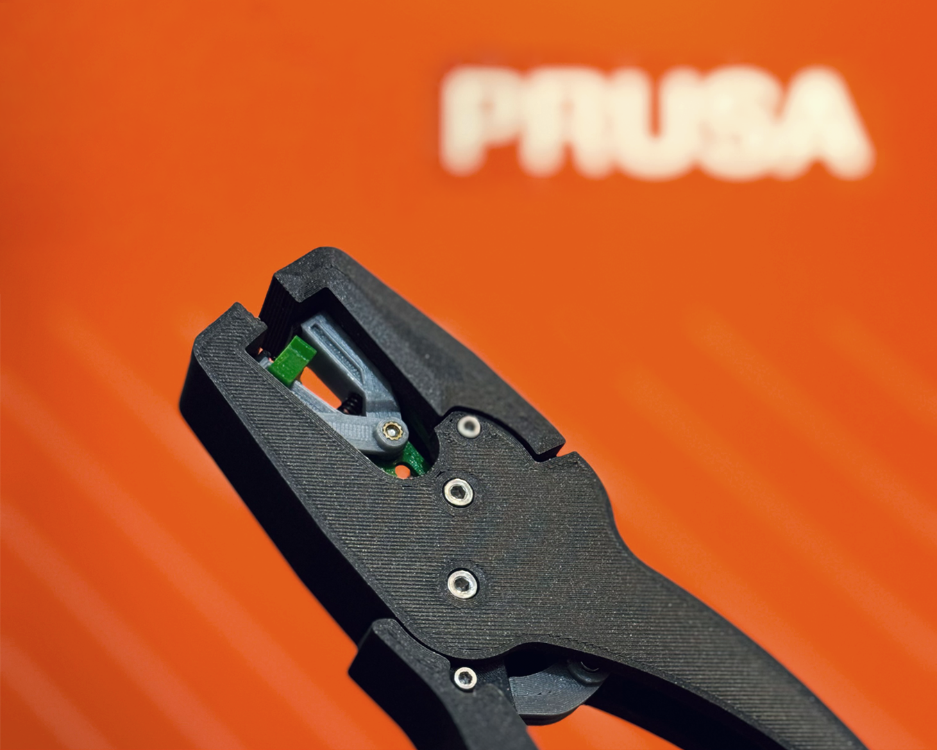 Miniatura 22 do modelo 3D Wire Stripper Pro – Functional Maker Tool