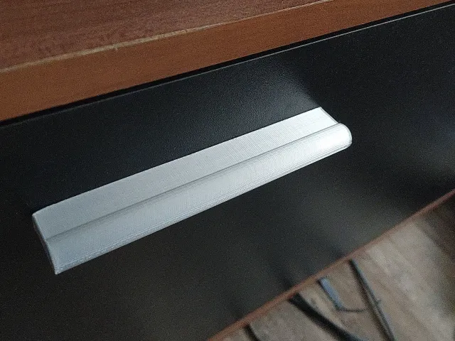 madlo k obyvaci stěně