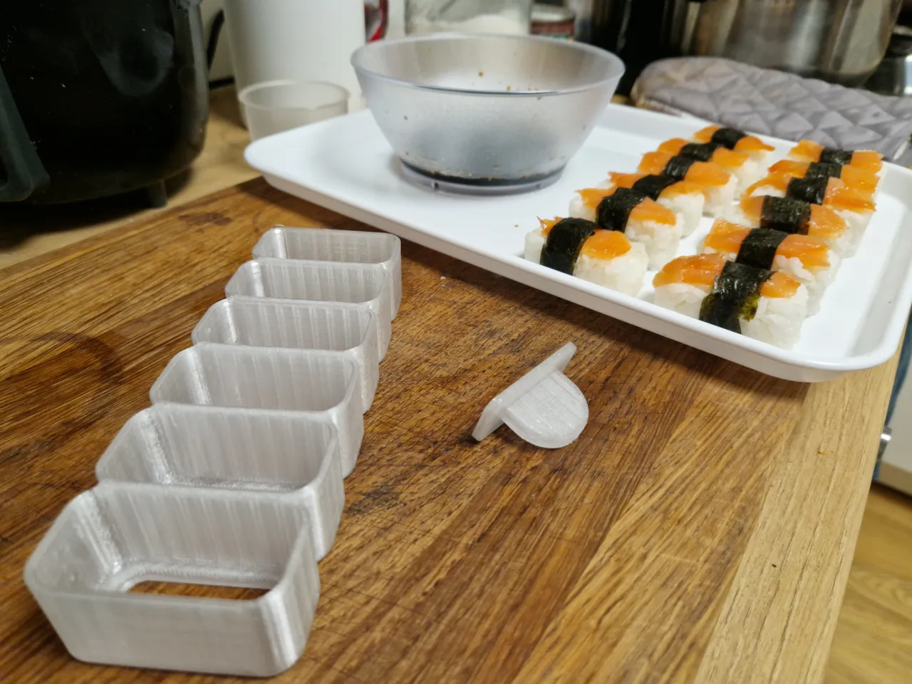 STL file SUSHI Piece Mold - SUSHI Piece Mold 🍣・3D printing model to  download・Cults