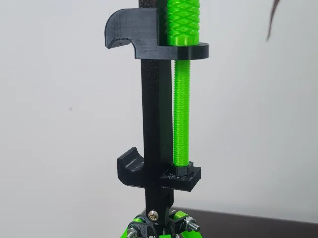 Phone tripod