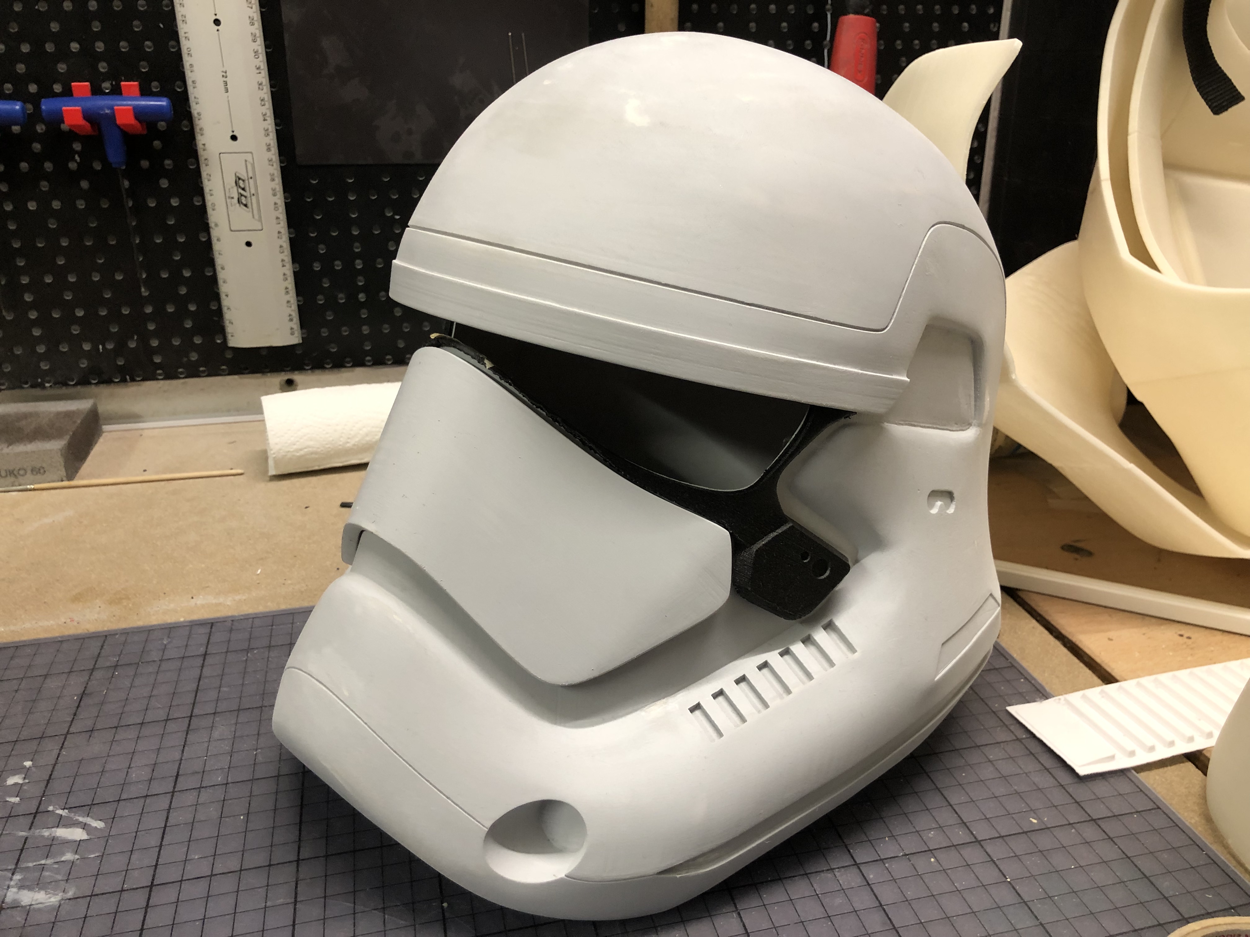 Miniatura 2 do modelo 3D Stormtrooper First Order helmet