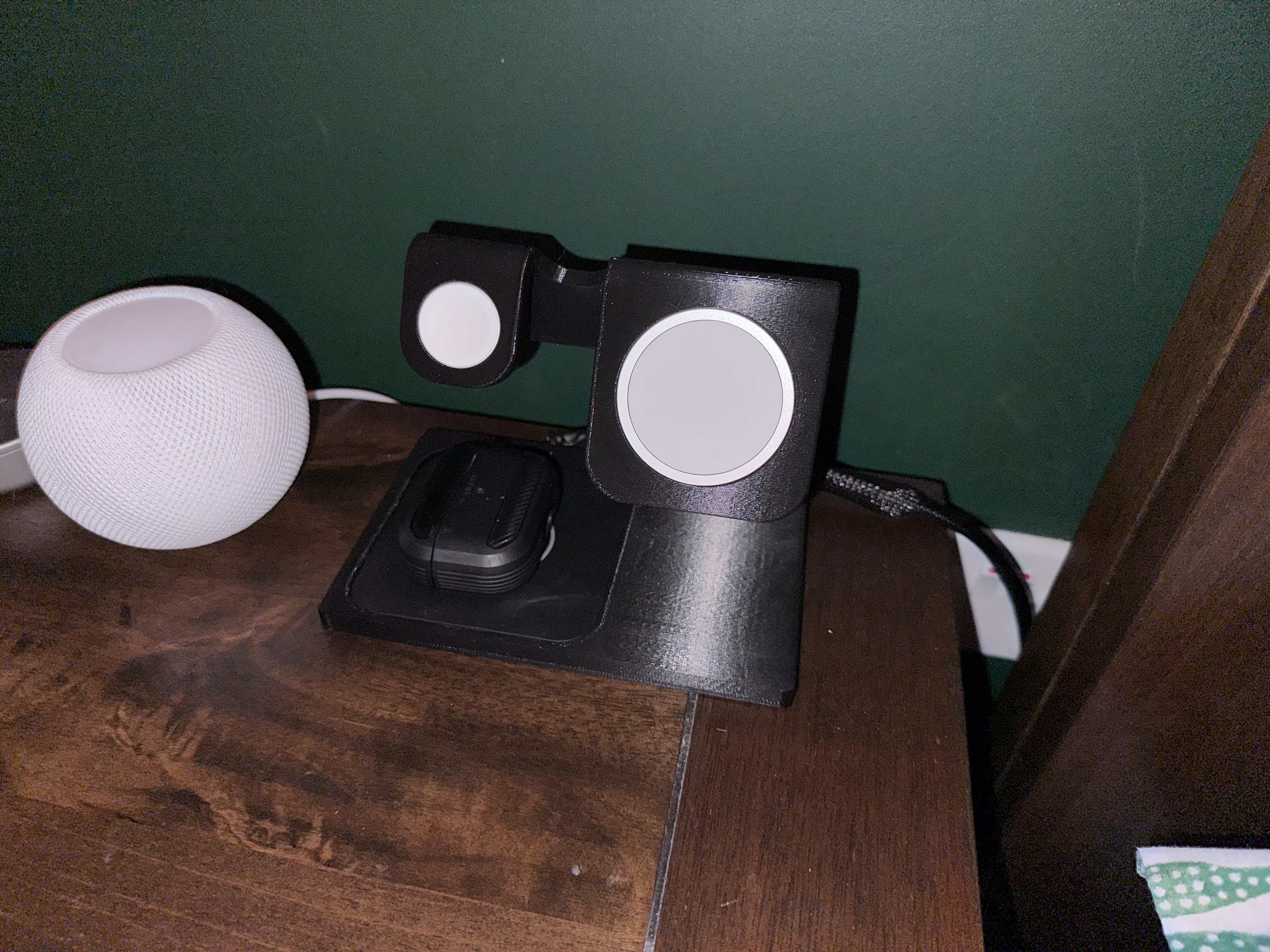 Apple Magsafe, Watch and Qi Charger 3-In-1