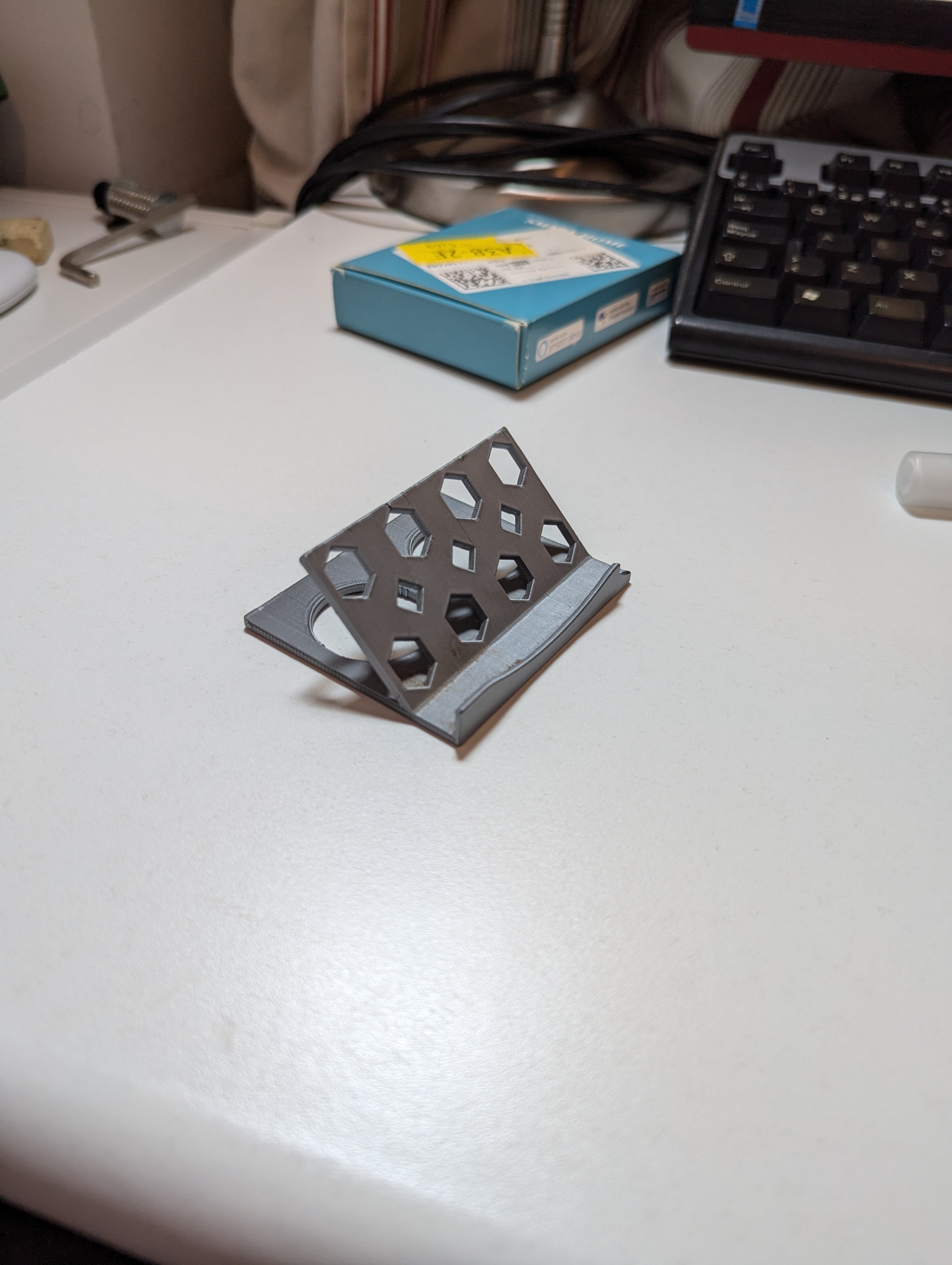 Simple phone stand
