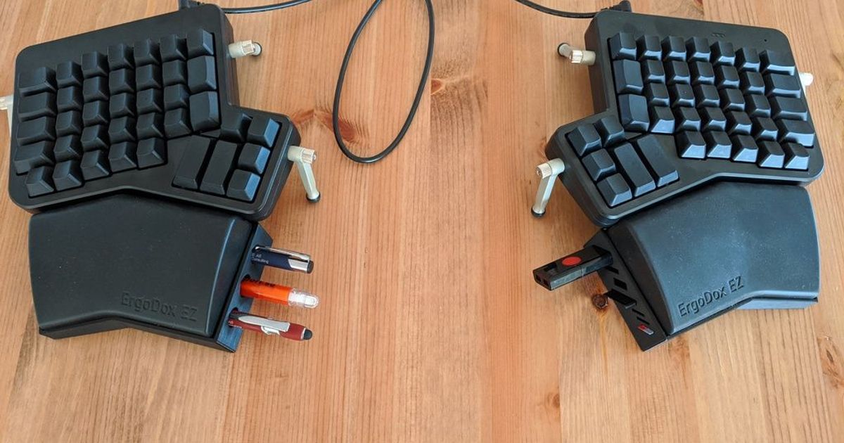 ergodox ez キーボード本体 + wrist rest Ergodox EZ Wrist Rest Risers with holders for pens, USBs, SD cards