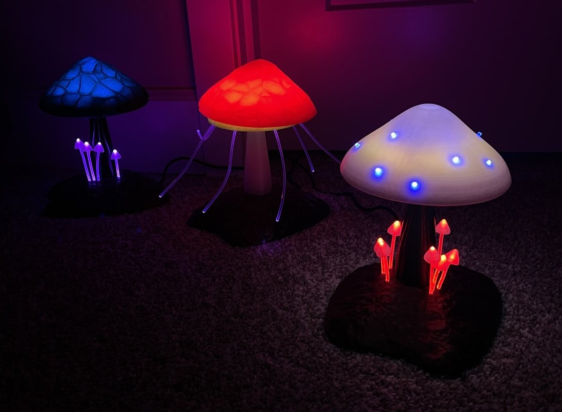 Very Spotted Fiberoptic Mushroom Lamp with Accent Mushroom Cluster by