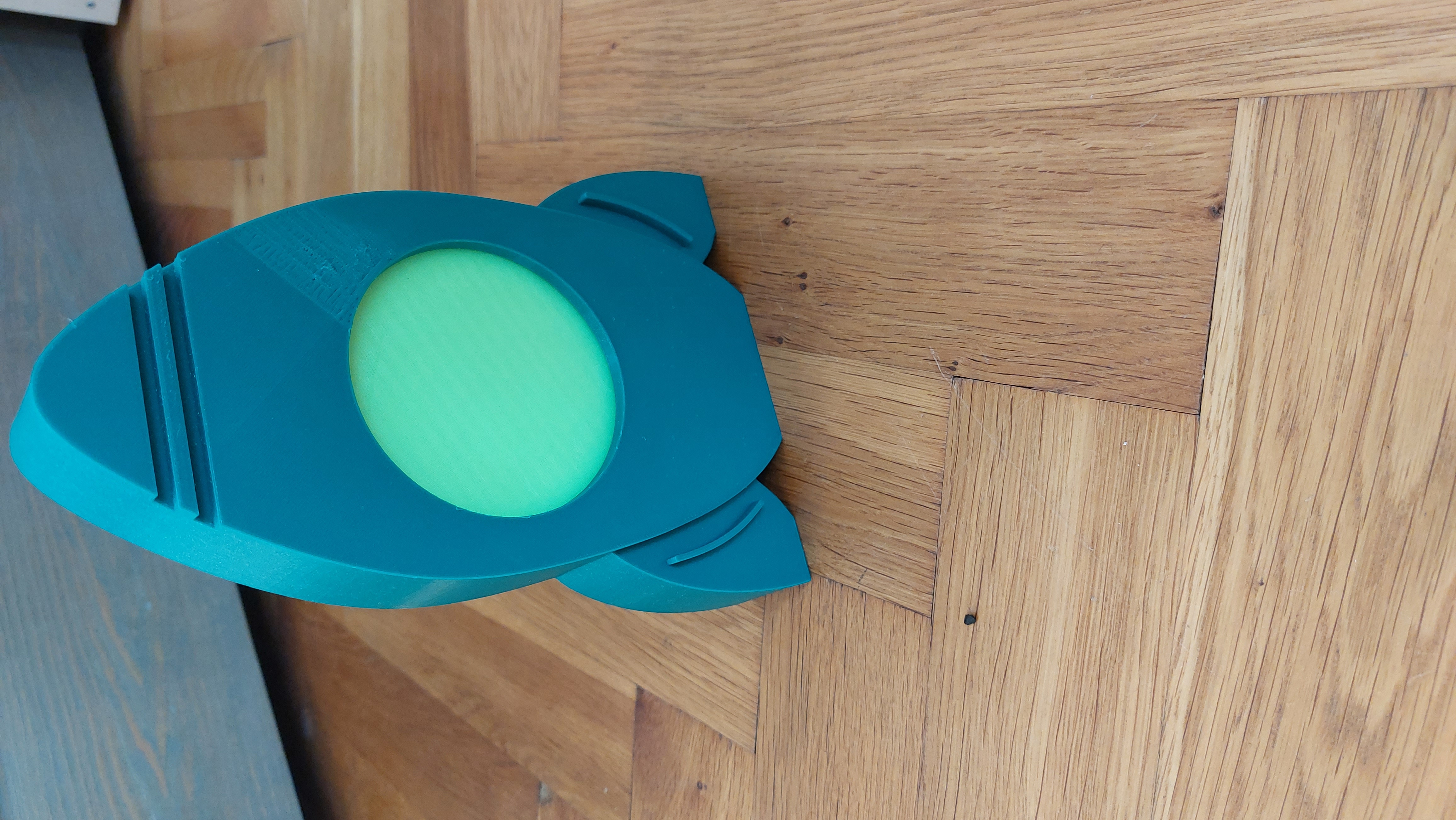 Piggy bank for children - Spaceship