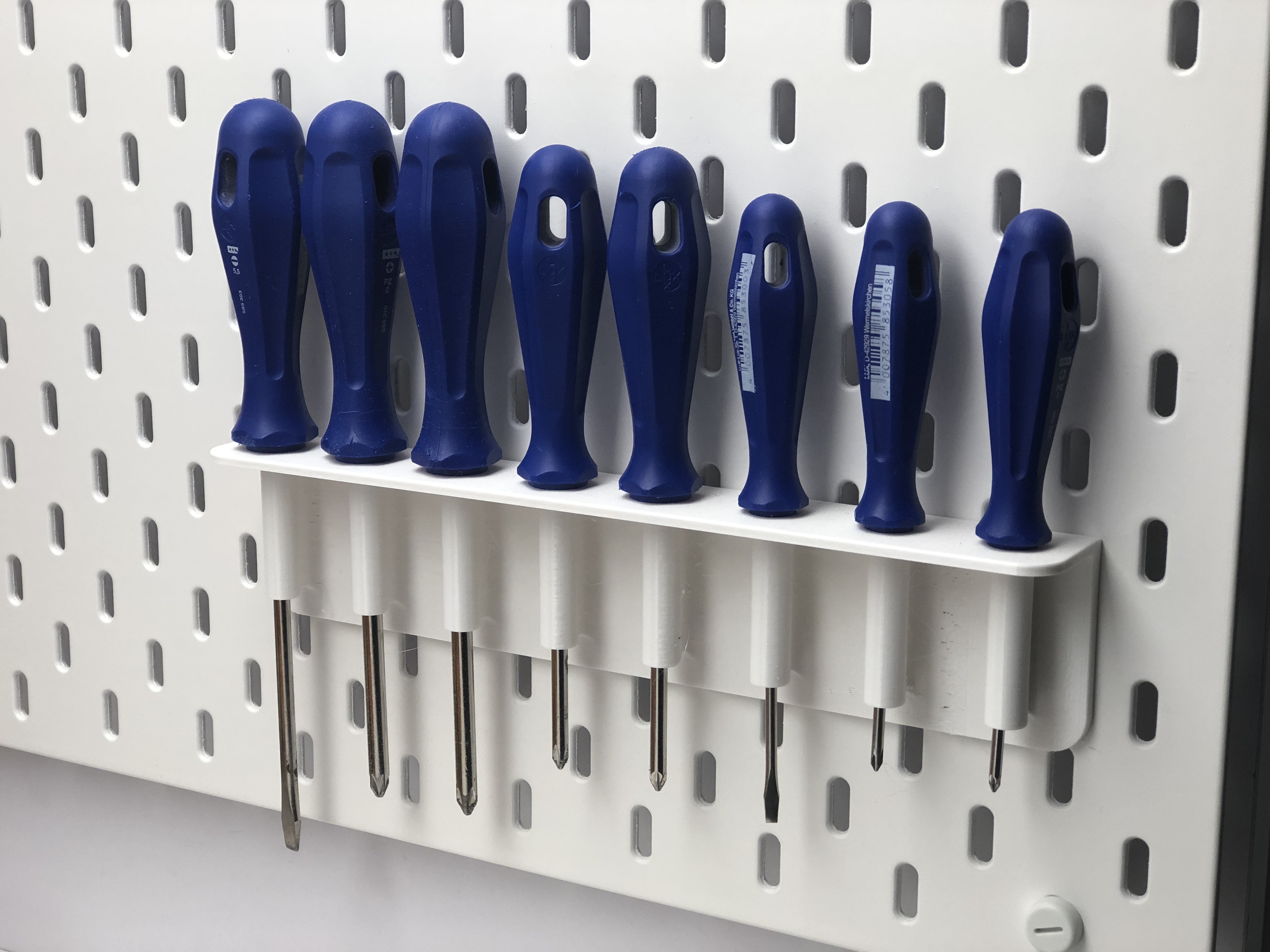 Screwdrivers Hanger + STEP