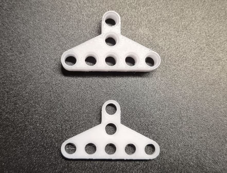 LEGO Technic Compatible Liftarm Modified Triangle 3x5 and 3x5x0.5 | LEGO Technic kompatibler Liftarm Dreieck 3x5 and 3x5x0.5