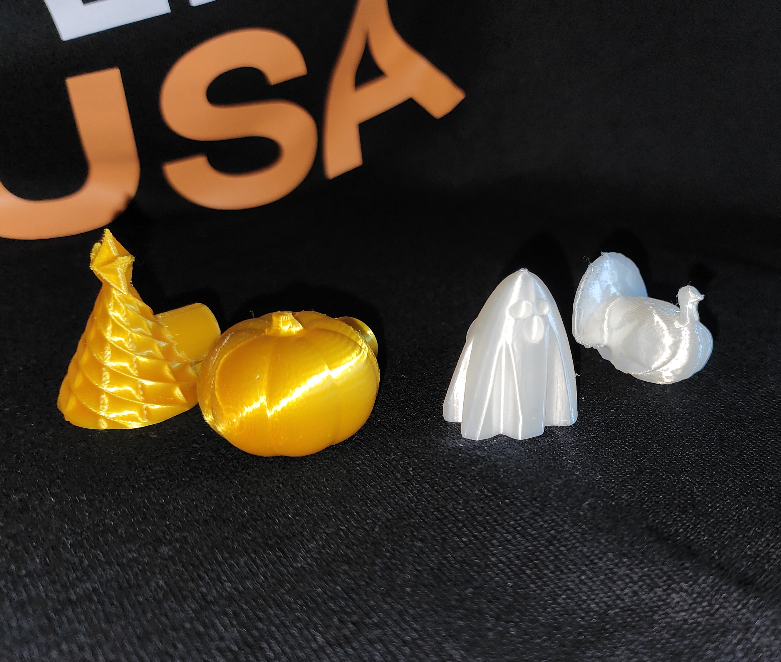 Miniatura 2 do modelo 3D Holiday Cabinet Knobs - xmas tree, pumpkin, ghost, & turkey