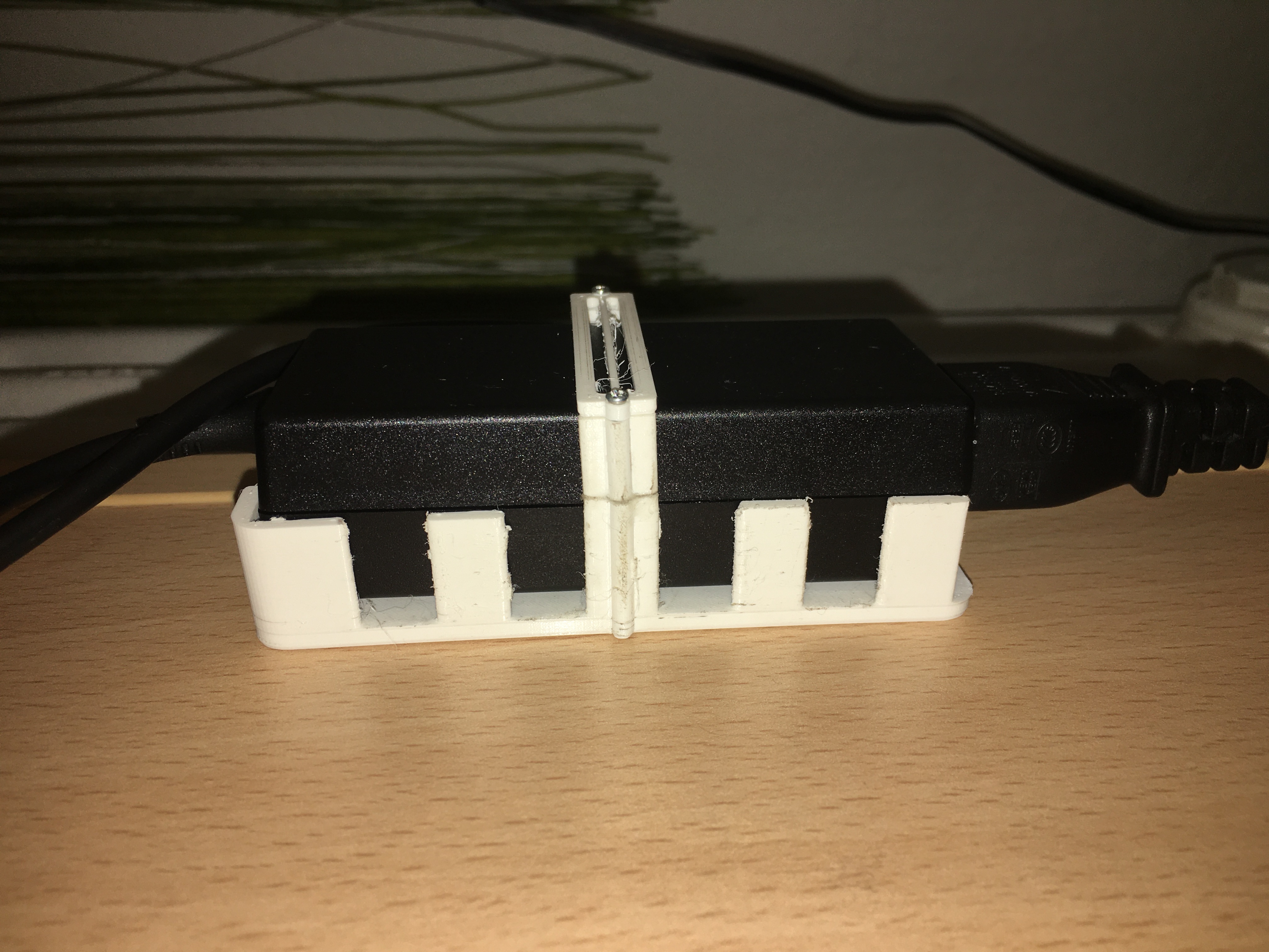 Power brick holder (HP Probook)