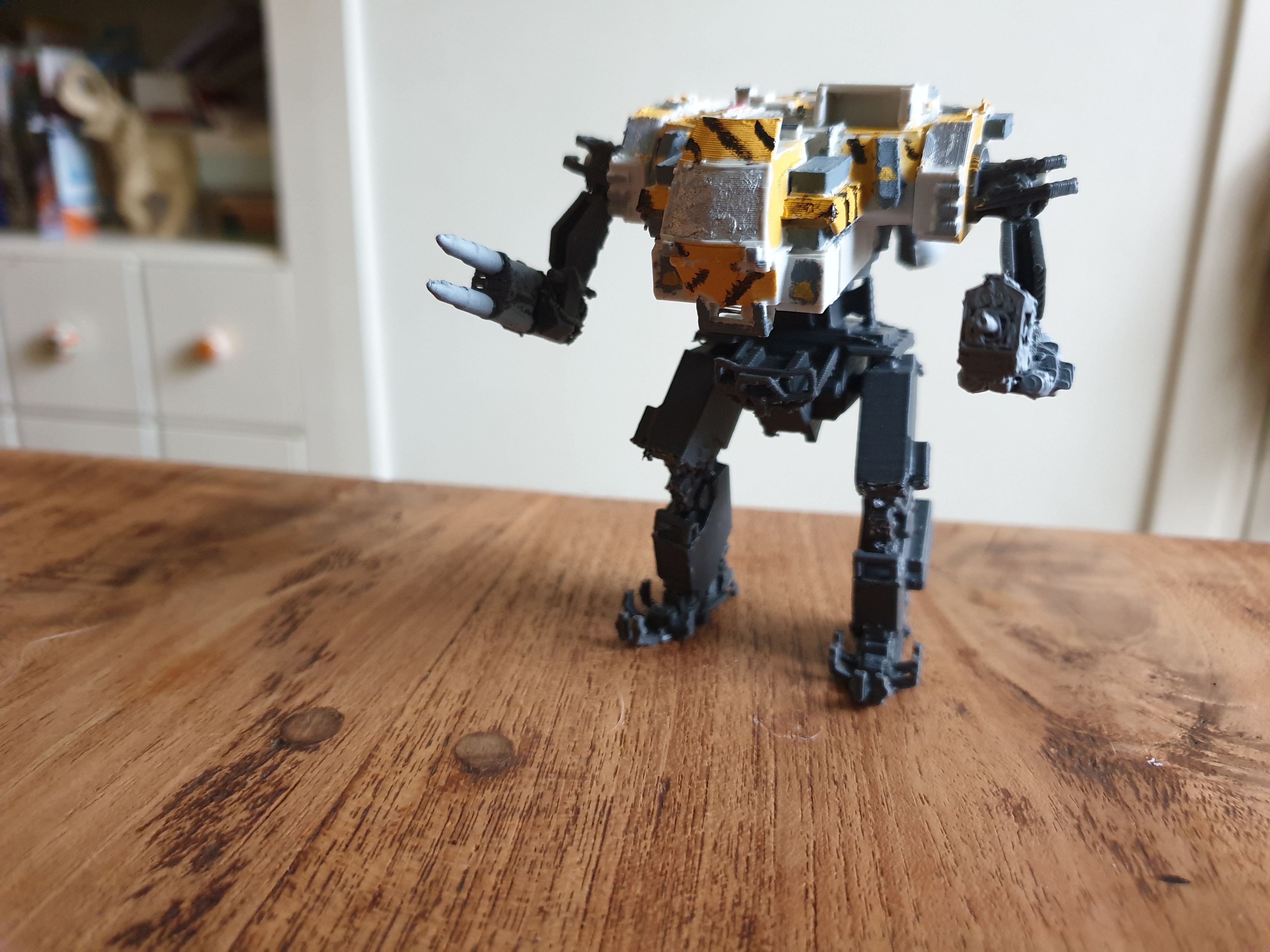 Bruiser M2 Hiefram Mech HAWKEN