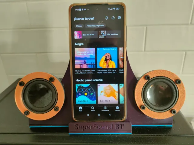 Bluetooth stand con amplificador integrado