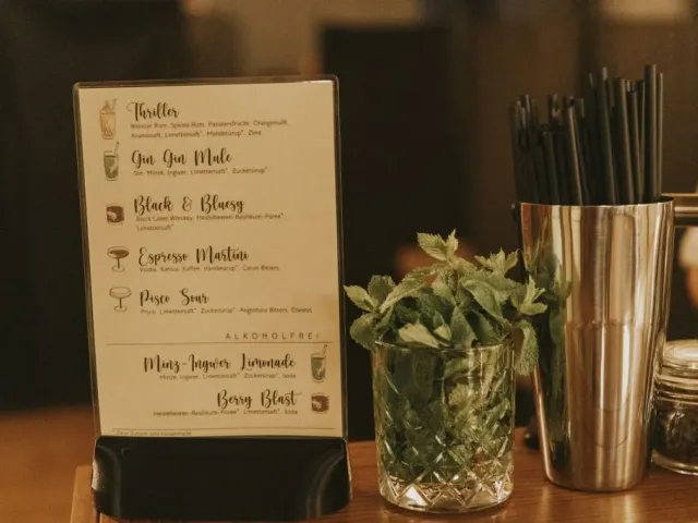 Paper stand base for menu card