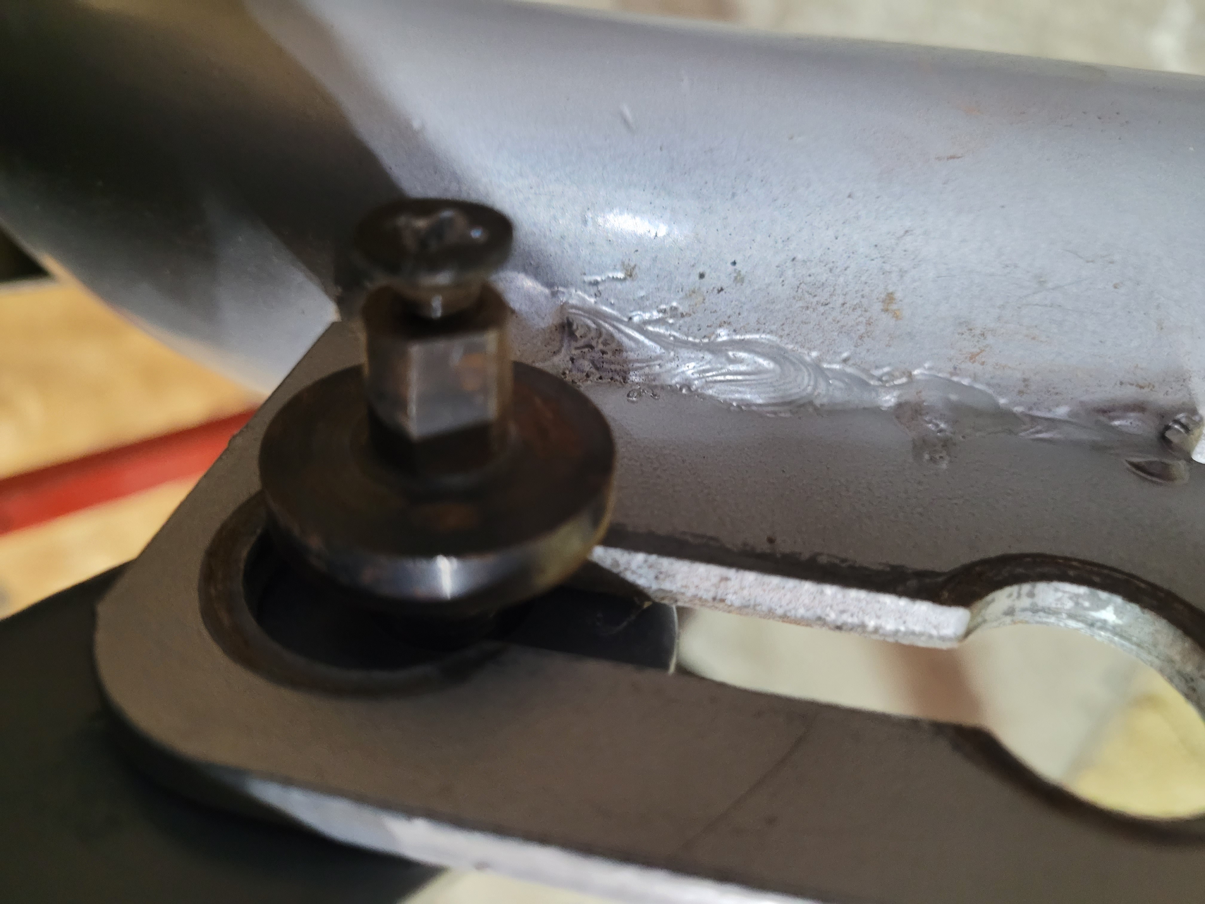 Adjustment knob for workout bench — thumbnail 2