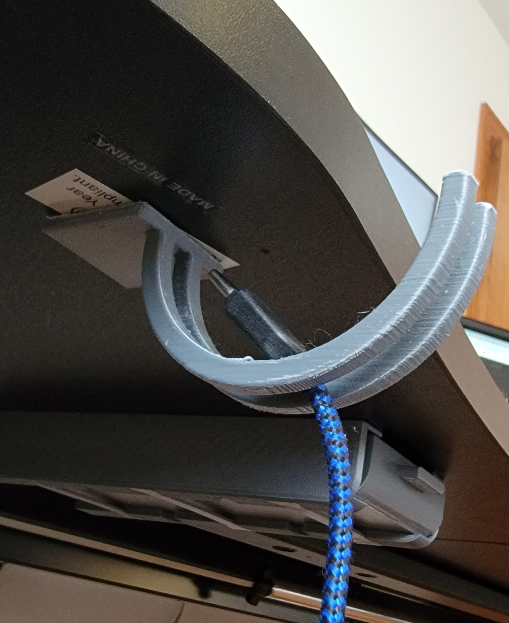 USB cable under desk hanger / hook