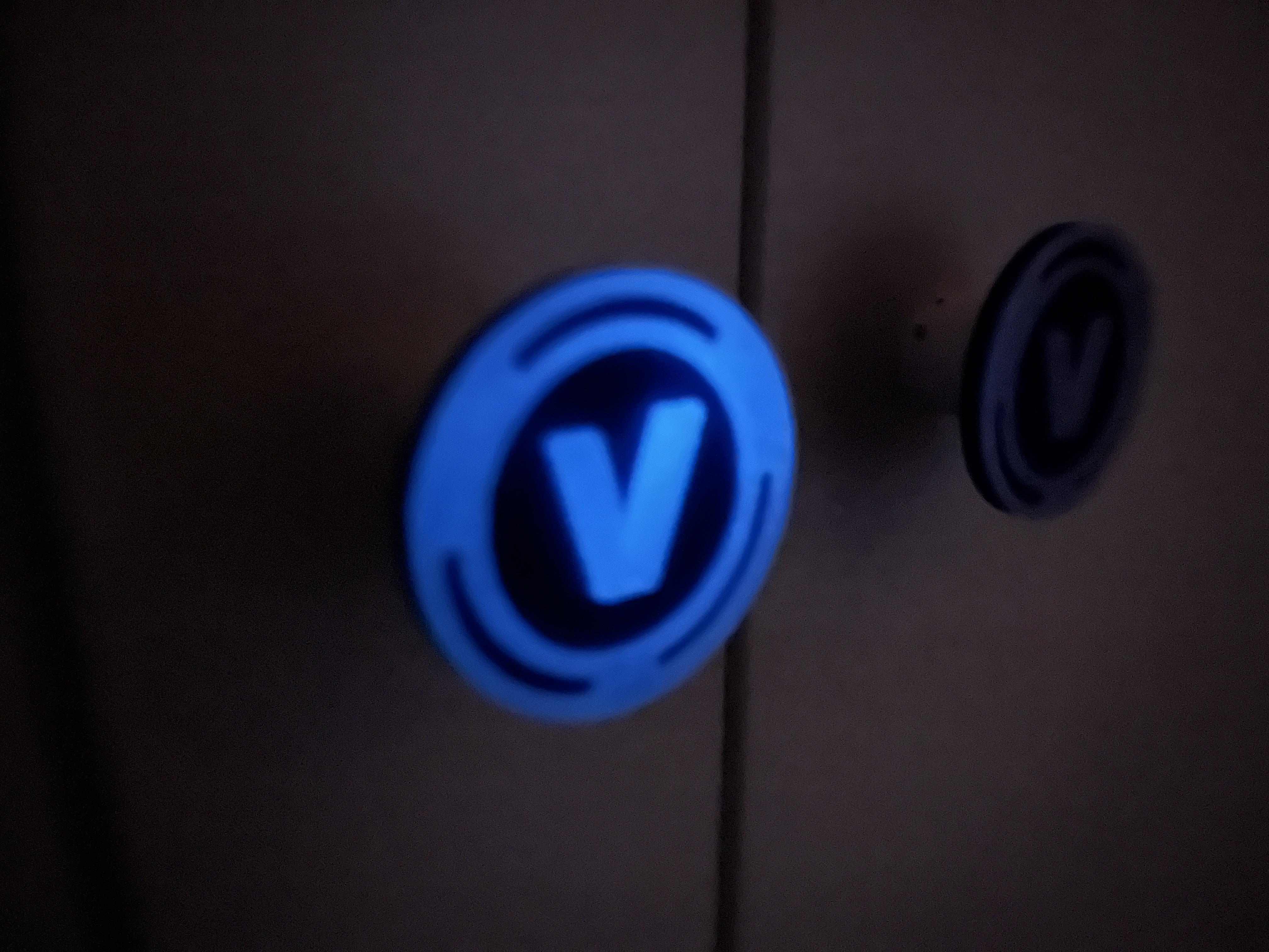 V-Bucks doorknob — thumbnail 2