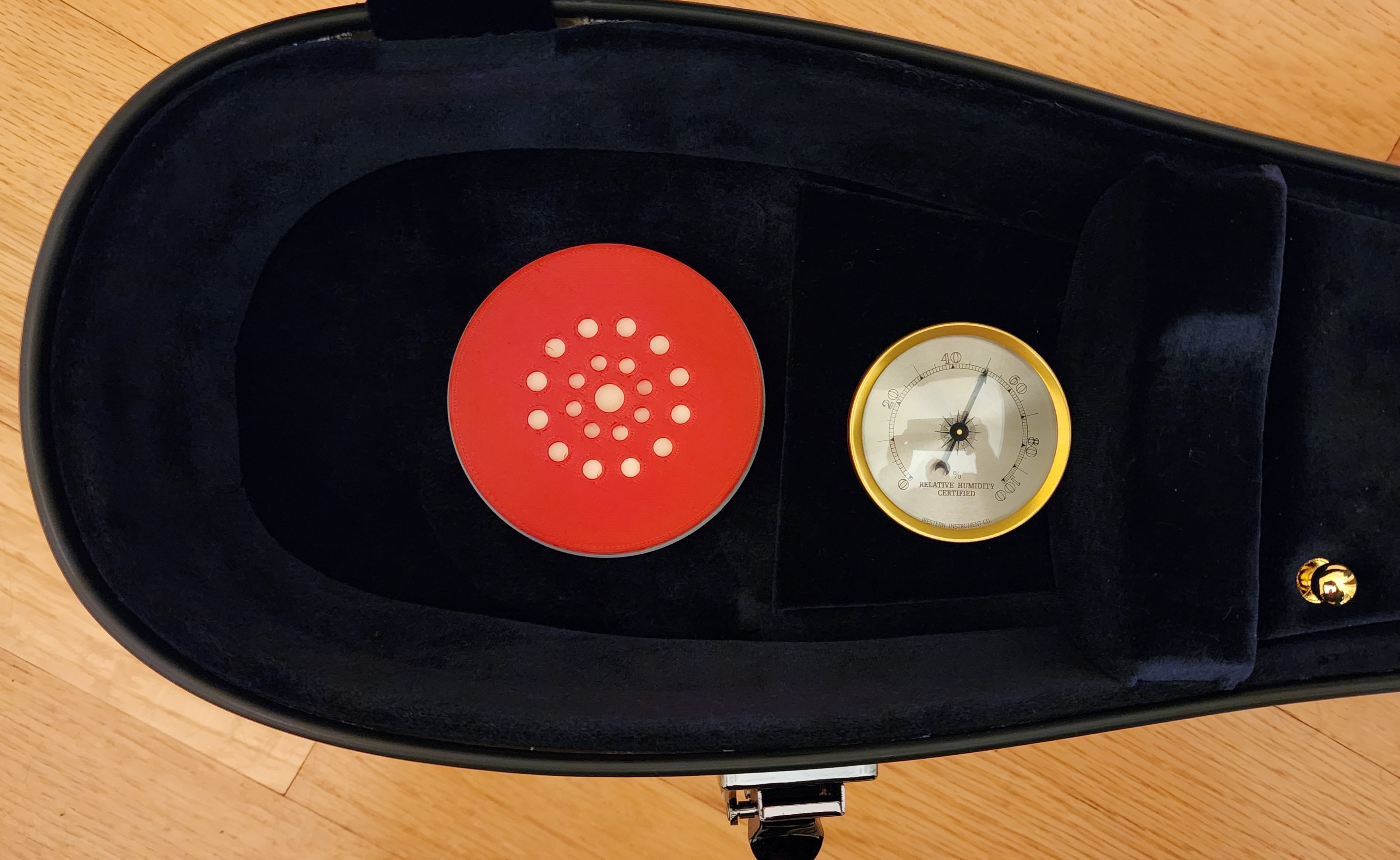 Guitar Humidity Box by HappyKatz Download free STL model