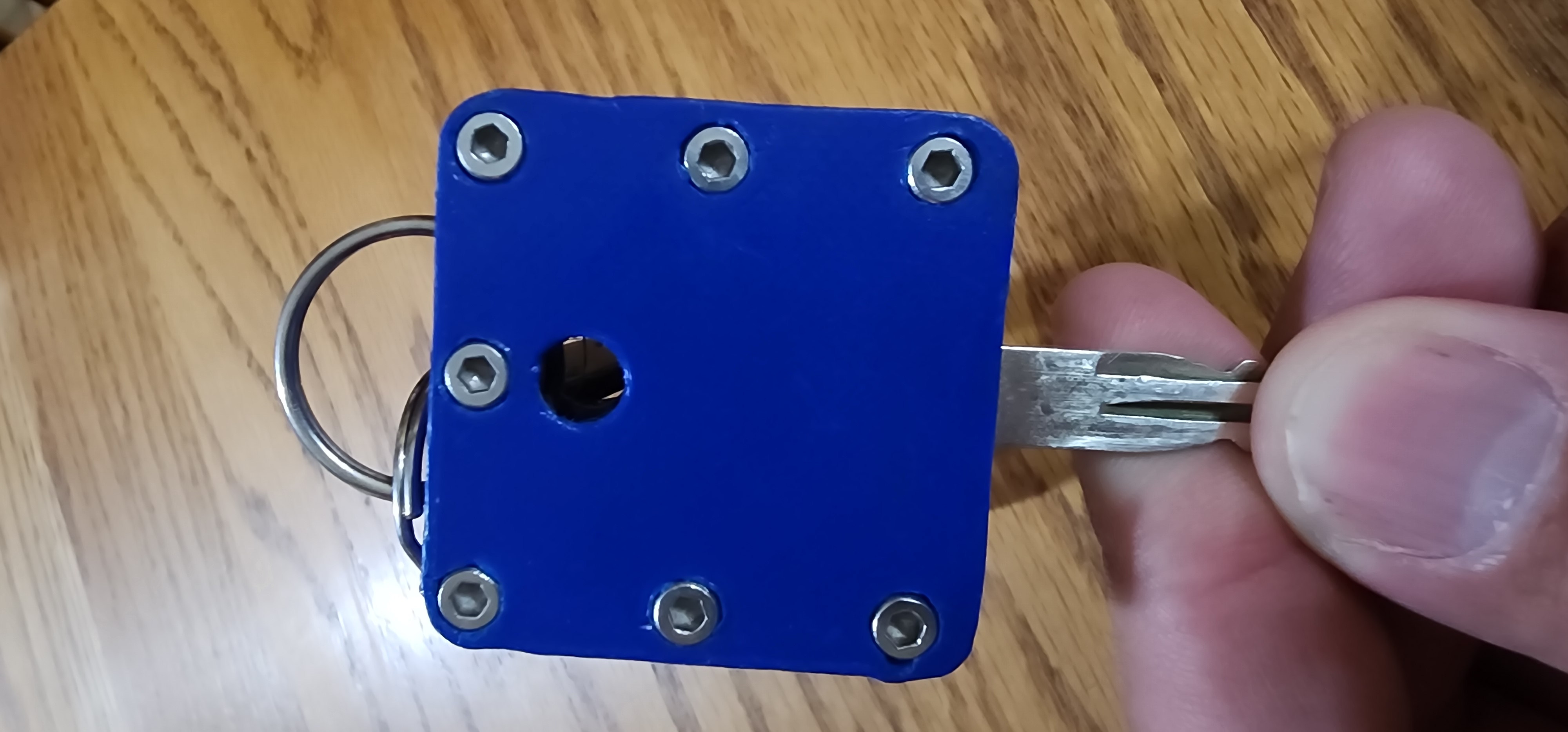 Key Ring Housing for 2008 Nissan Titan Key (Print 2 Halves)