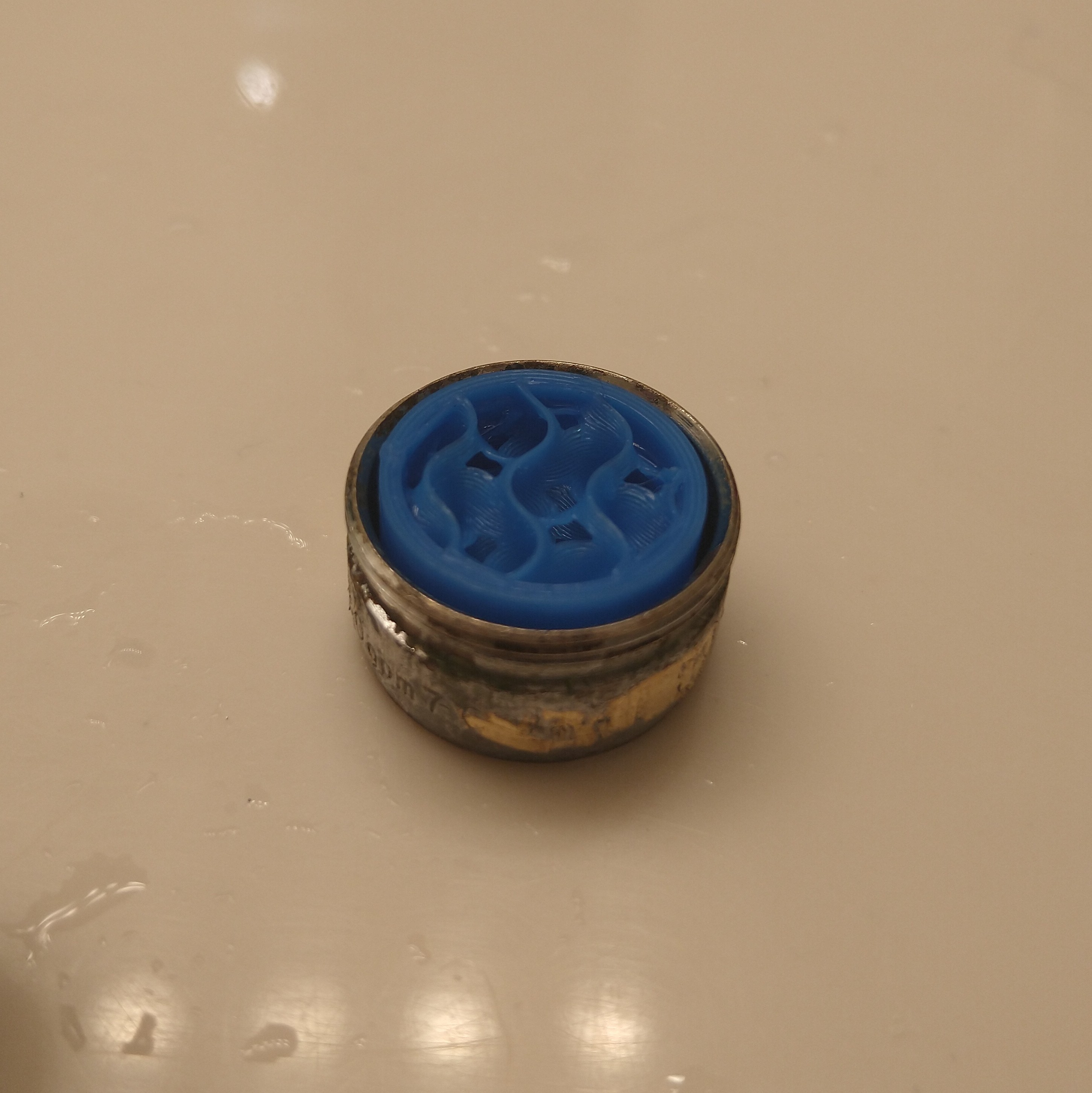 Faucet flow filter insert by Pixel Download free STL model