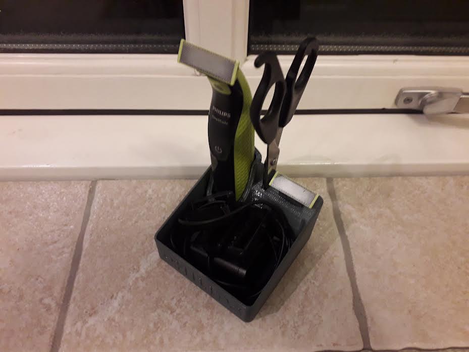 Miniatura 2 do modelo 3D Philips OneBlade Stand