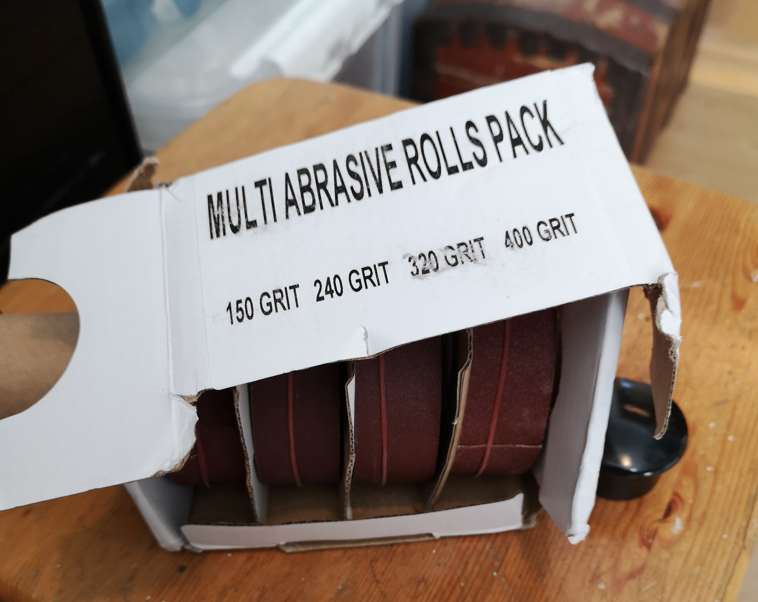 Sandpaper dispenser by neslekkim Download free STL model