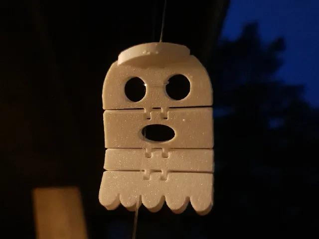 Articulated Ghost – Flat Flexi Halloween Toy