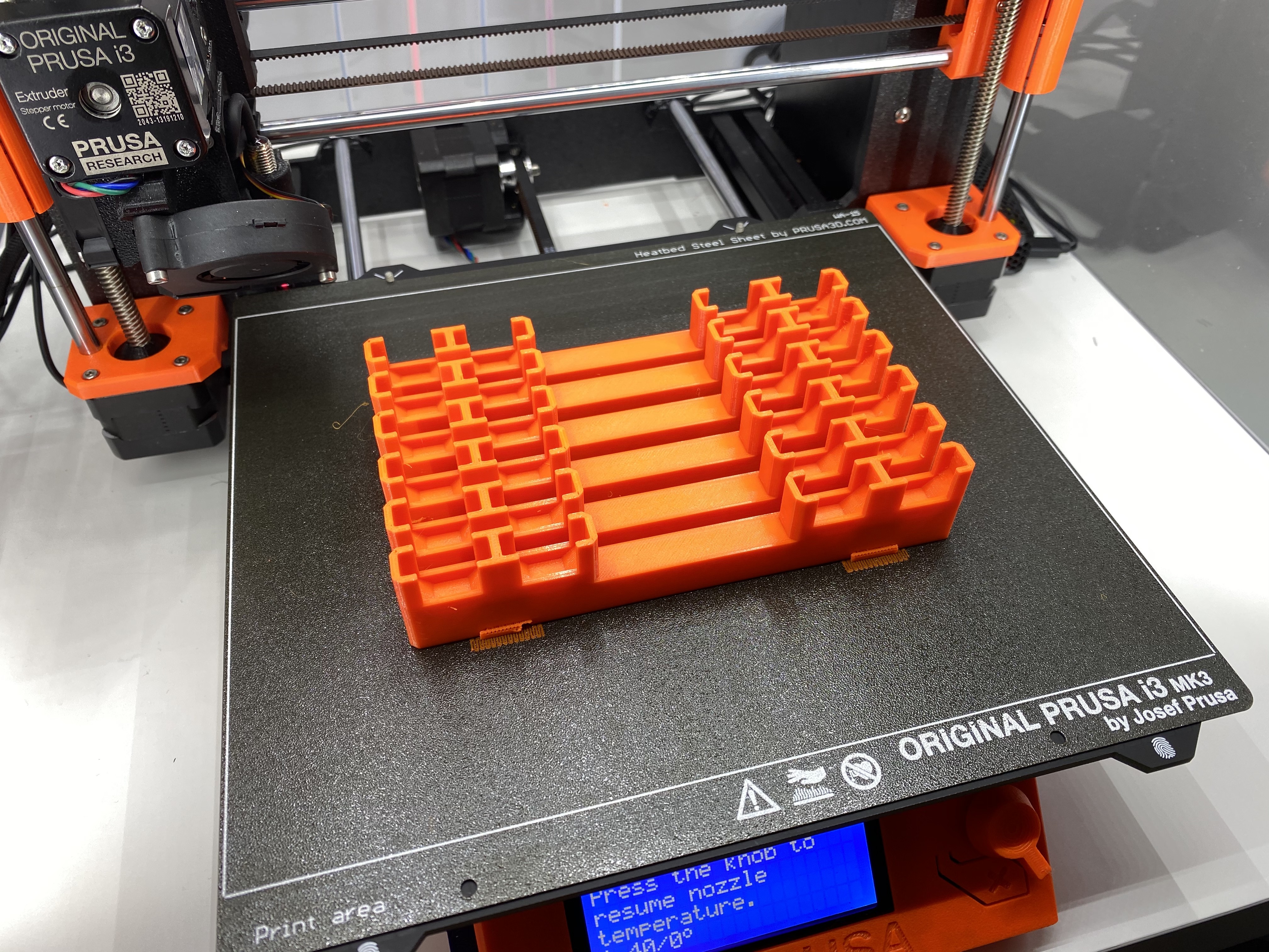 Miniatura 4 do modelo 3D Infinity Filament Holder