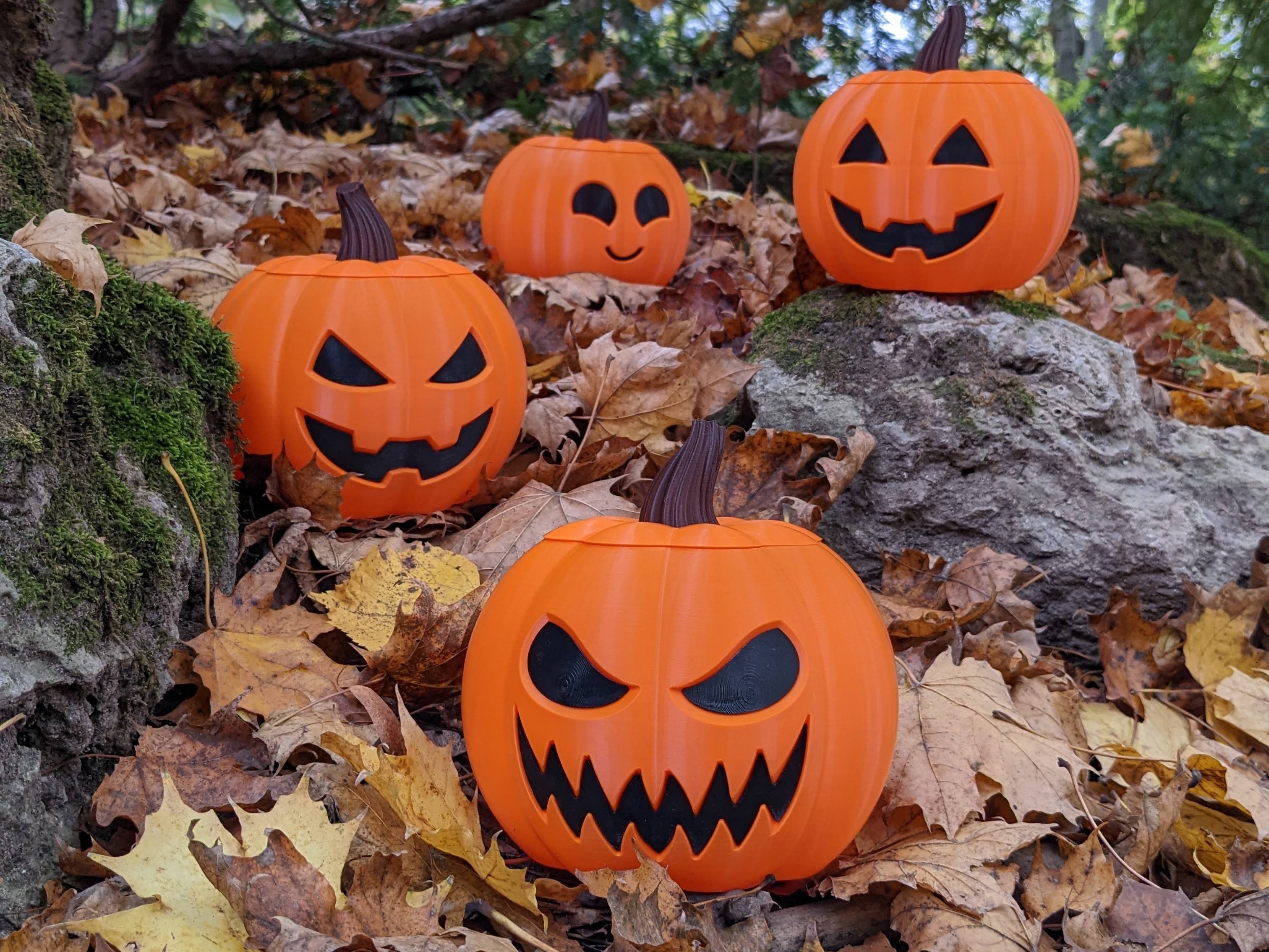 vase-mode-jack-o-lantern-halloween-pumpkin-lamp-od-autora-daniel