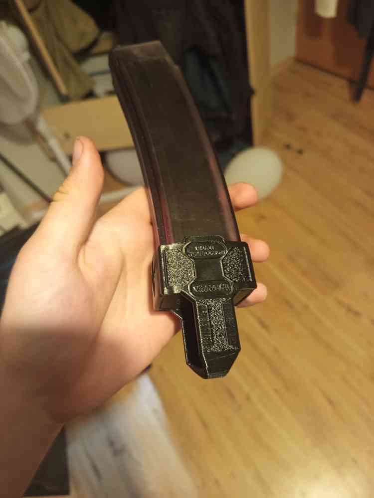 Magpull sleeve for ASG scorpion evo mags