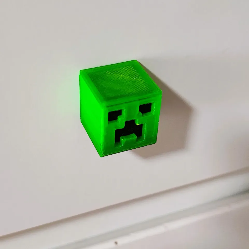 Minecraft Baby Creeper by Shark_Byte