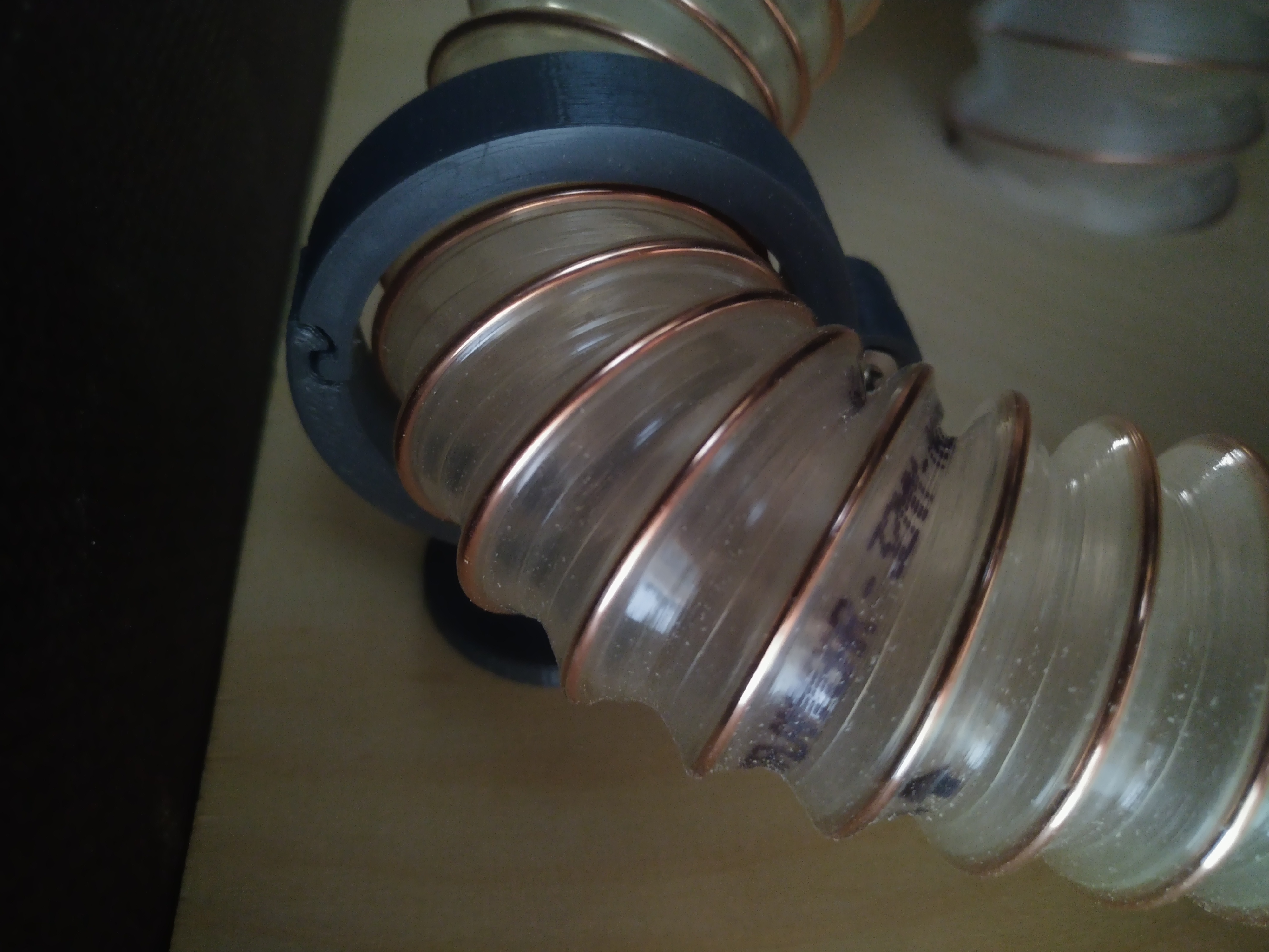 Air Hose (Wall) holder 30-35mm