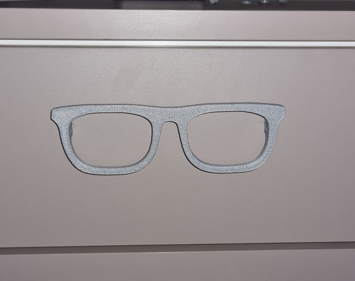 Glasses knob