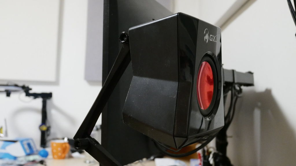 Gopro compatible speaker/other stuff mount by Danol Download free STL