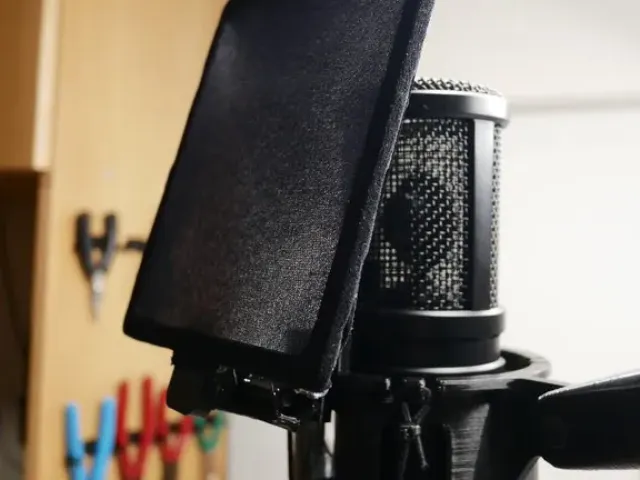 DNL Studio microphone shock mount & pop filter (supportless, GoPro compatible)