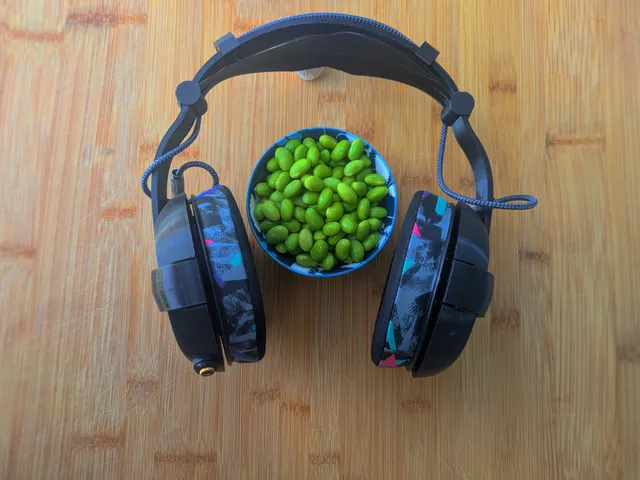 head(amame) cones for a top side-to-side wire