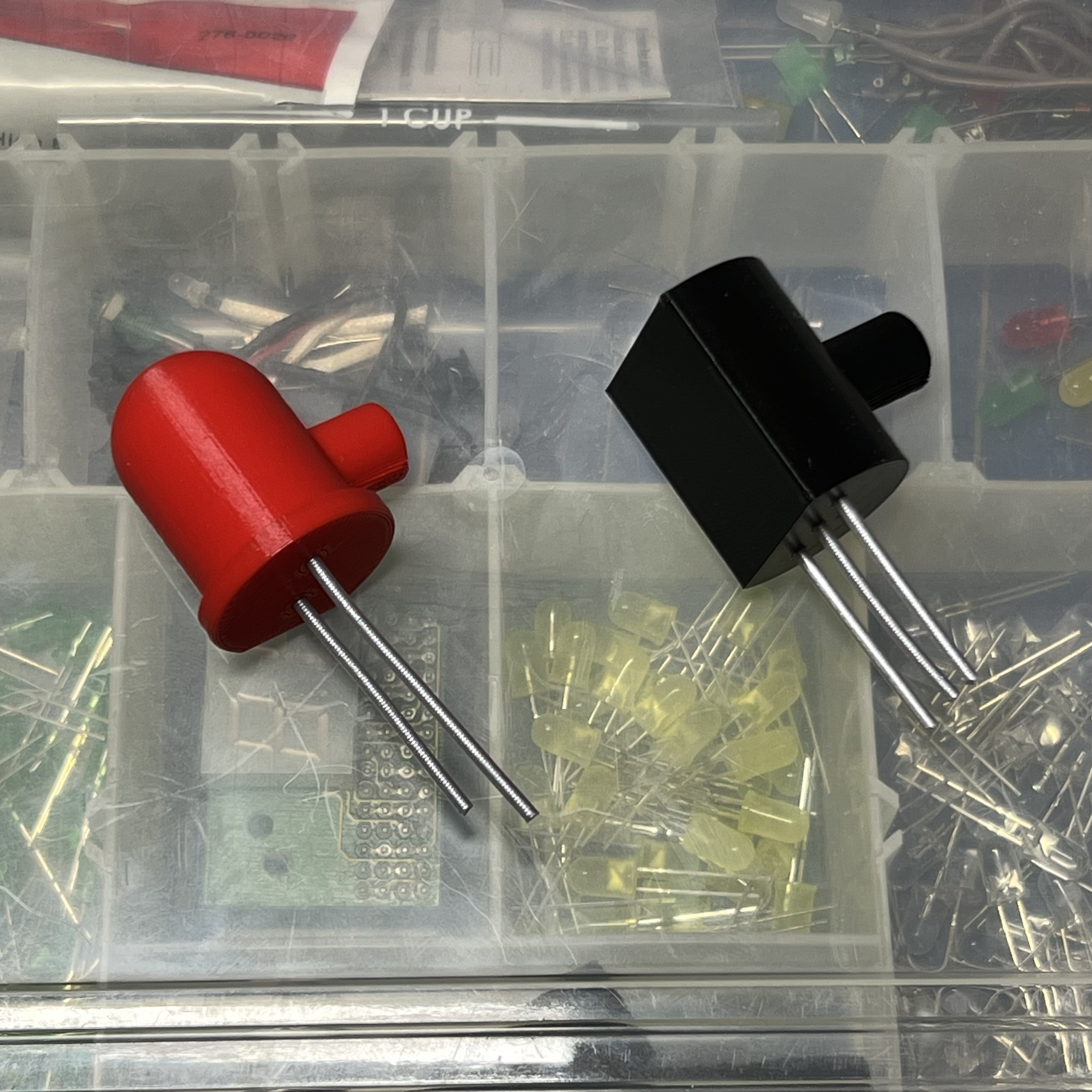 Miniatura 3 do modelo 3D Electronic Components Knobs