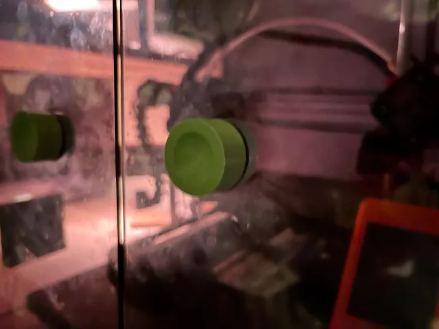 Knob with Threaded Insert