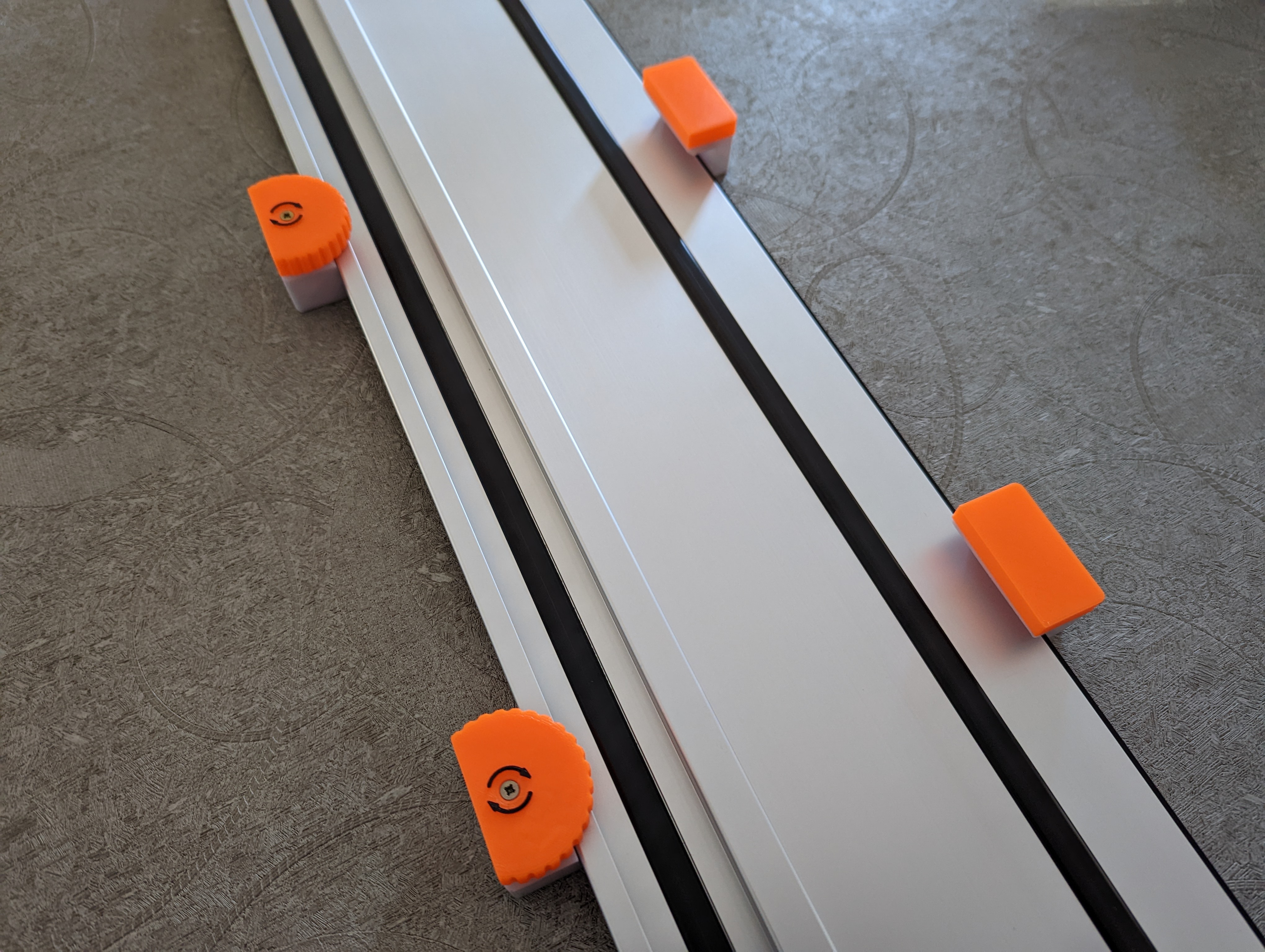 PARKSIDE RAIL SAW GUIDE WALL OR CEILING SUPPORT