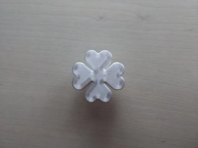 Four-leaf clover cabinet knob