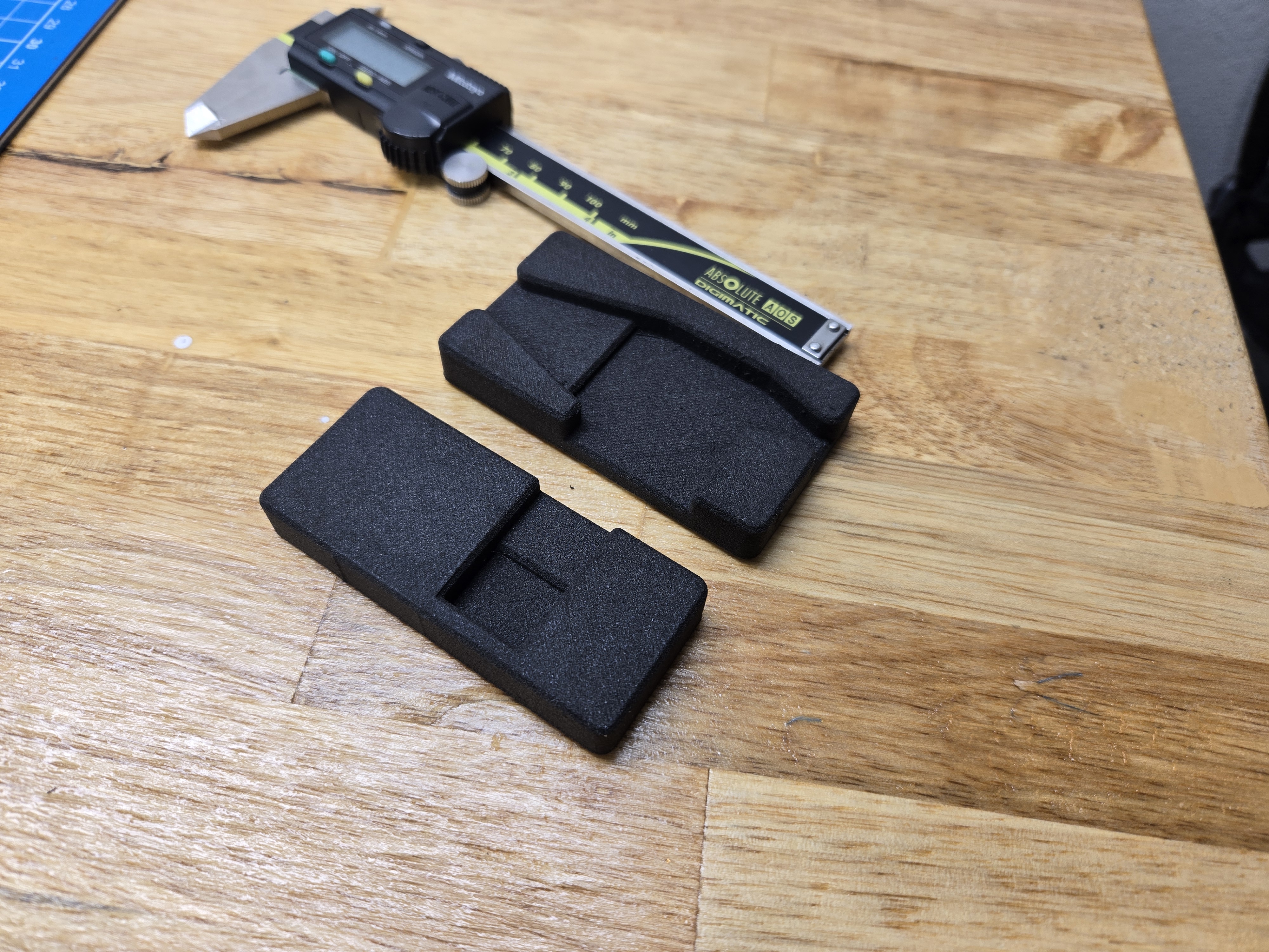 Gridfinity Inserts for Mitutoyo Calipers — thumbnail 4