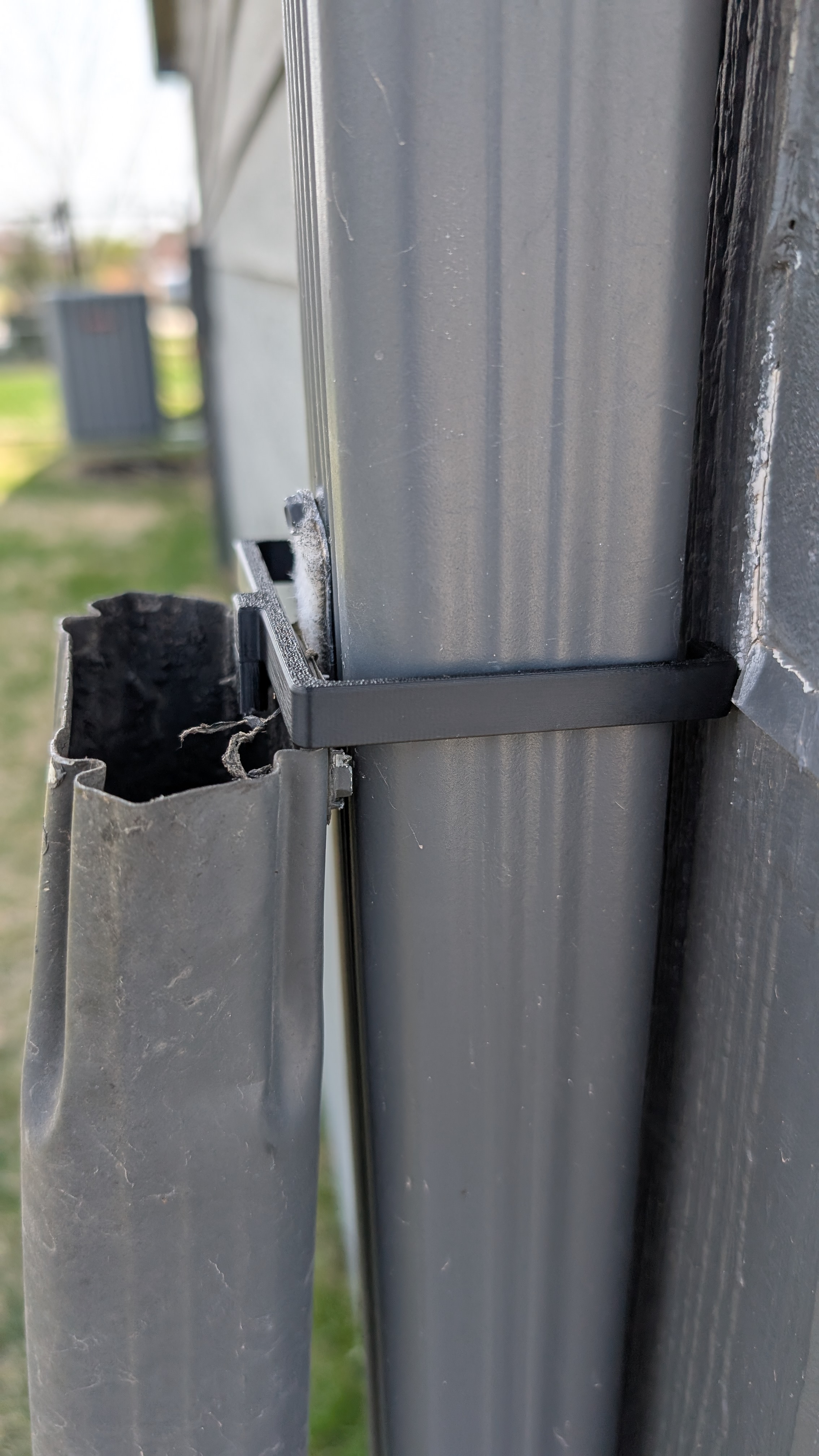 Gutter Downspout clip — miniatura 2