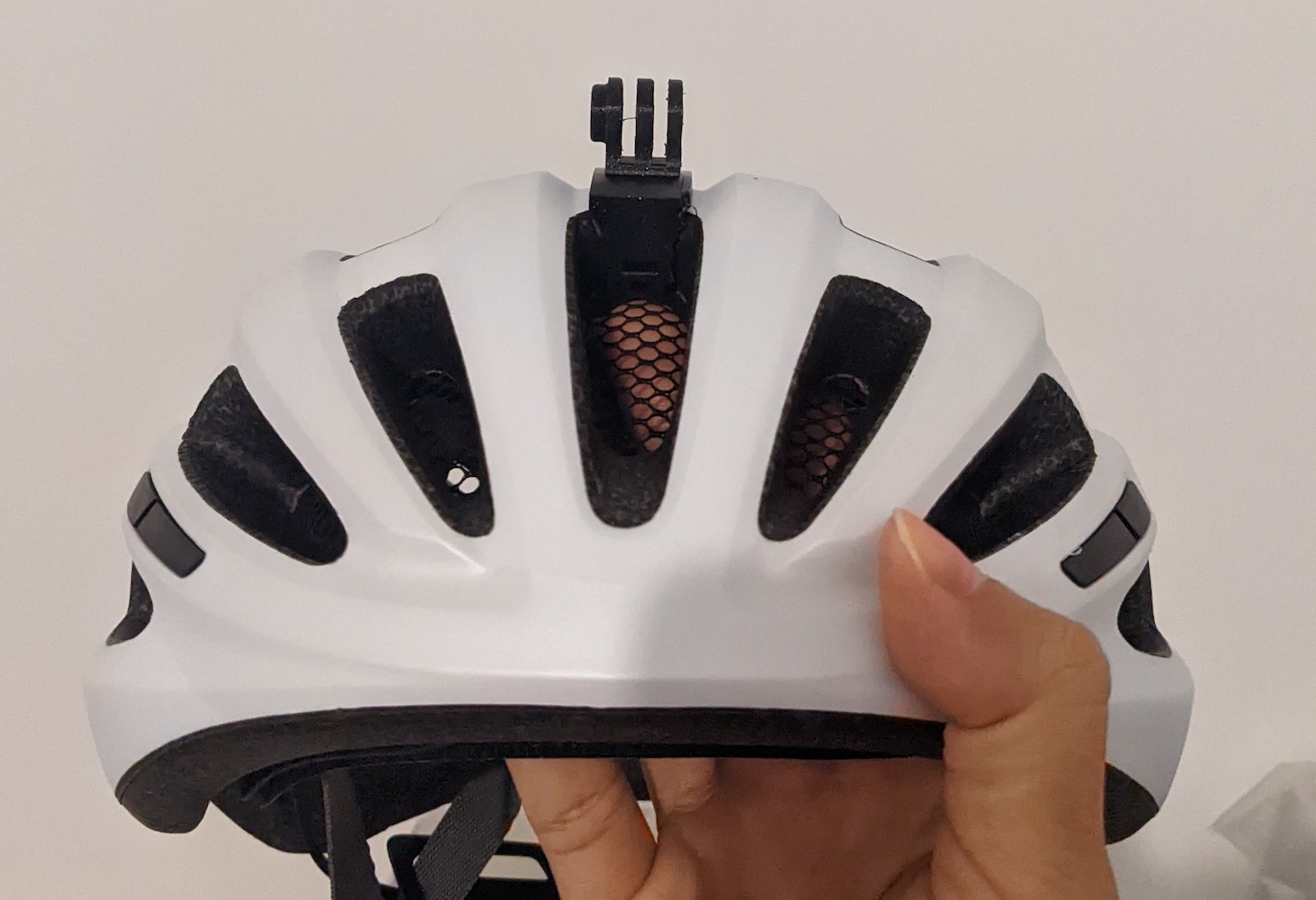 Giro Isode Helmet GoPro mount by zinuzoid Download free STL model