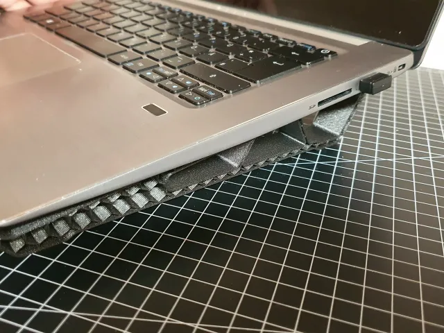 Laptop stand for 14inch computer