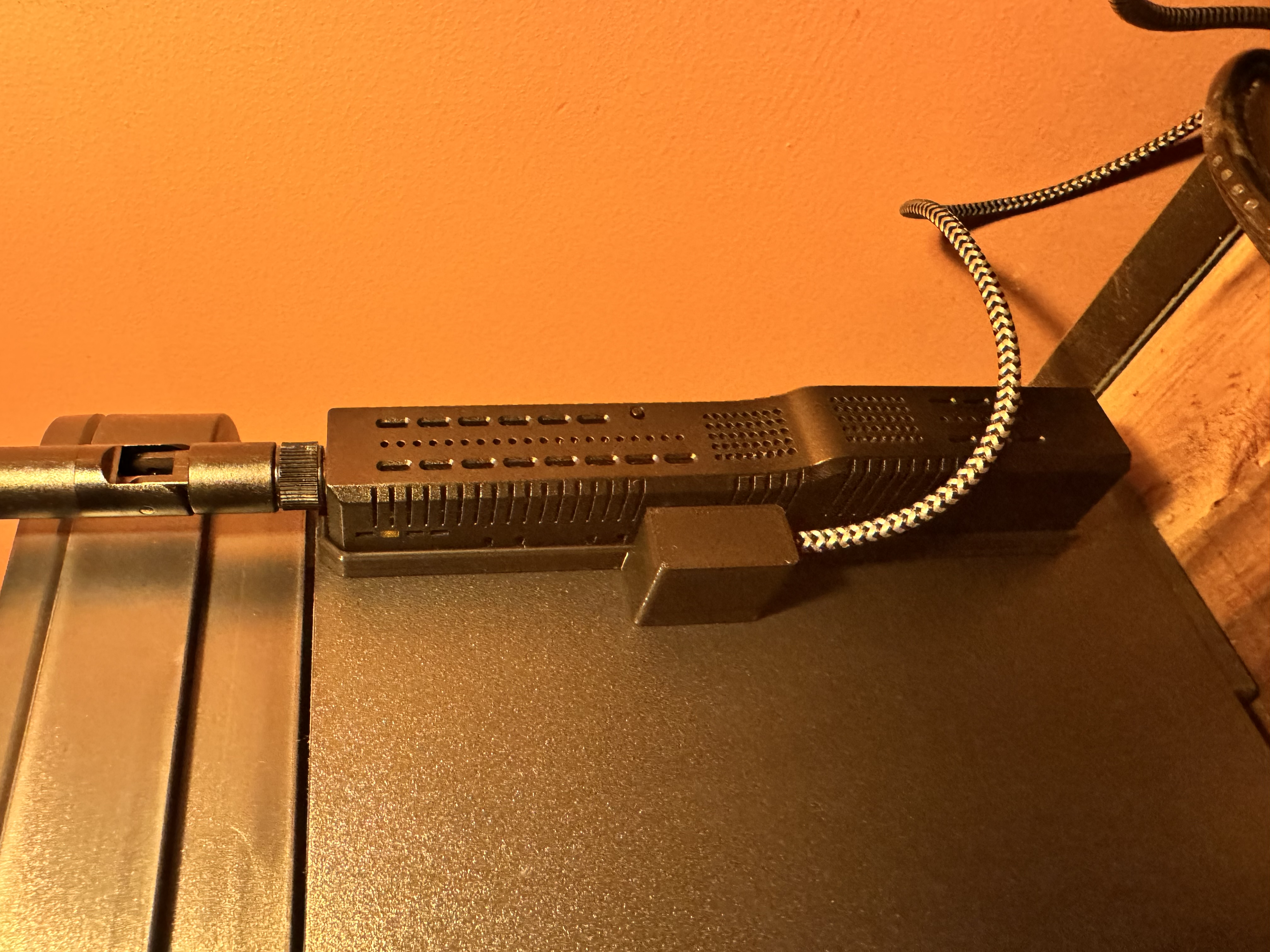 SMlight SLZB-M06 Wall Mount with USB-theft protection