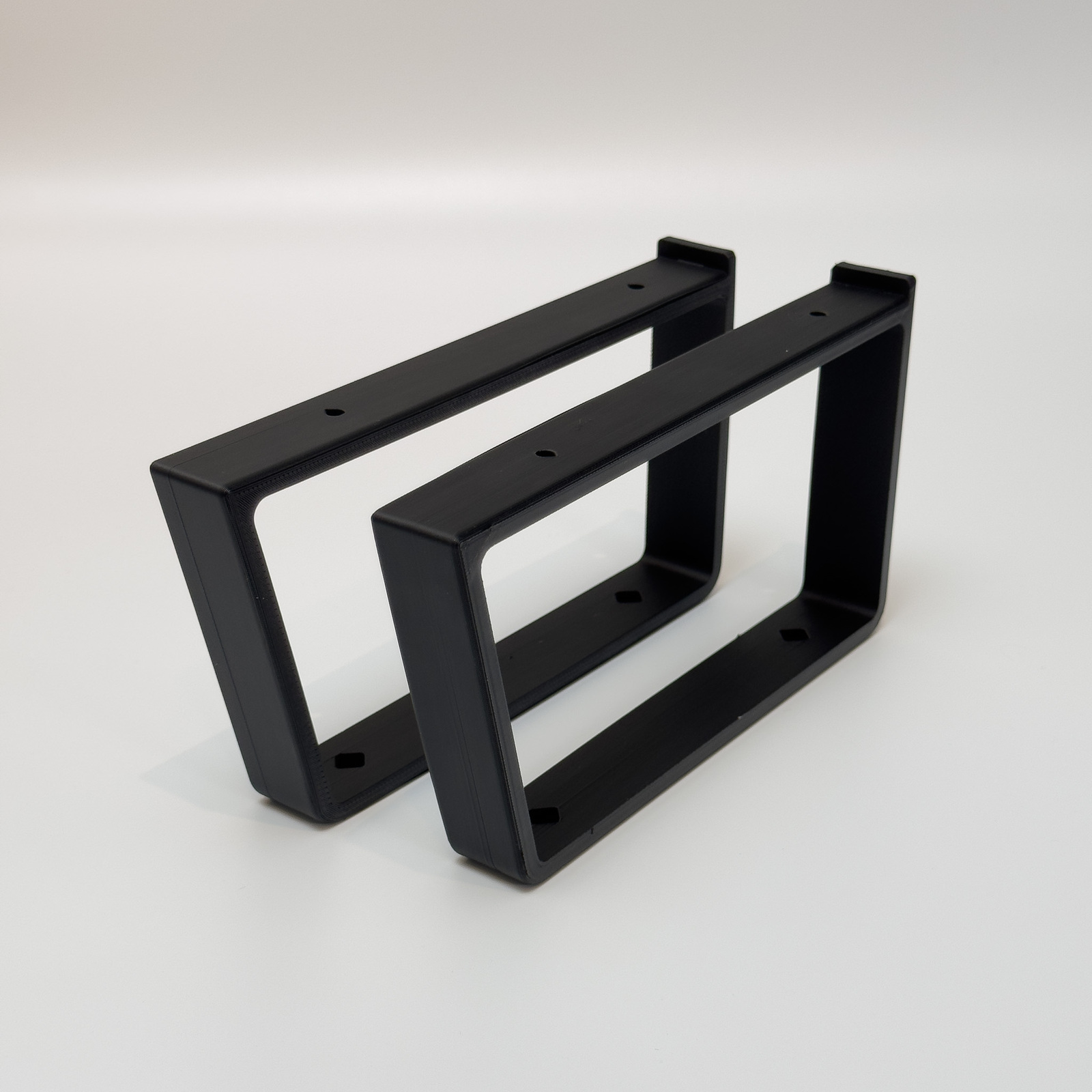 V2 Monitor stand / desk shelf