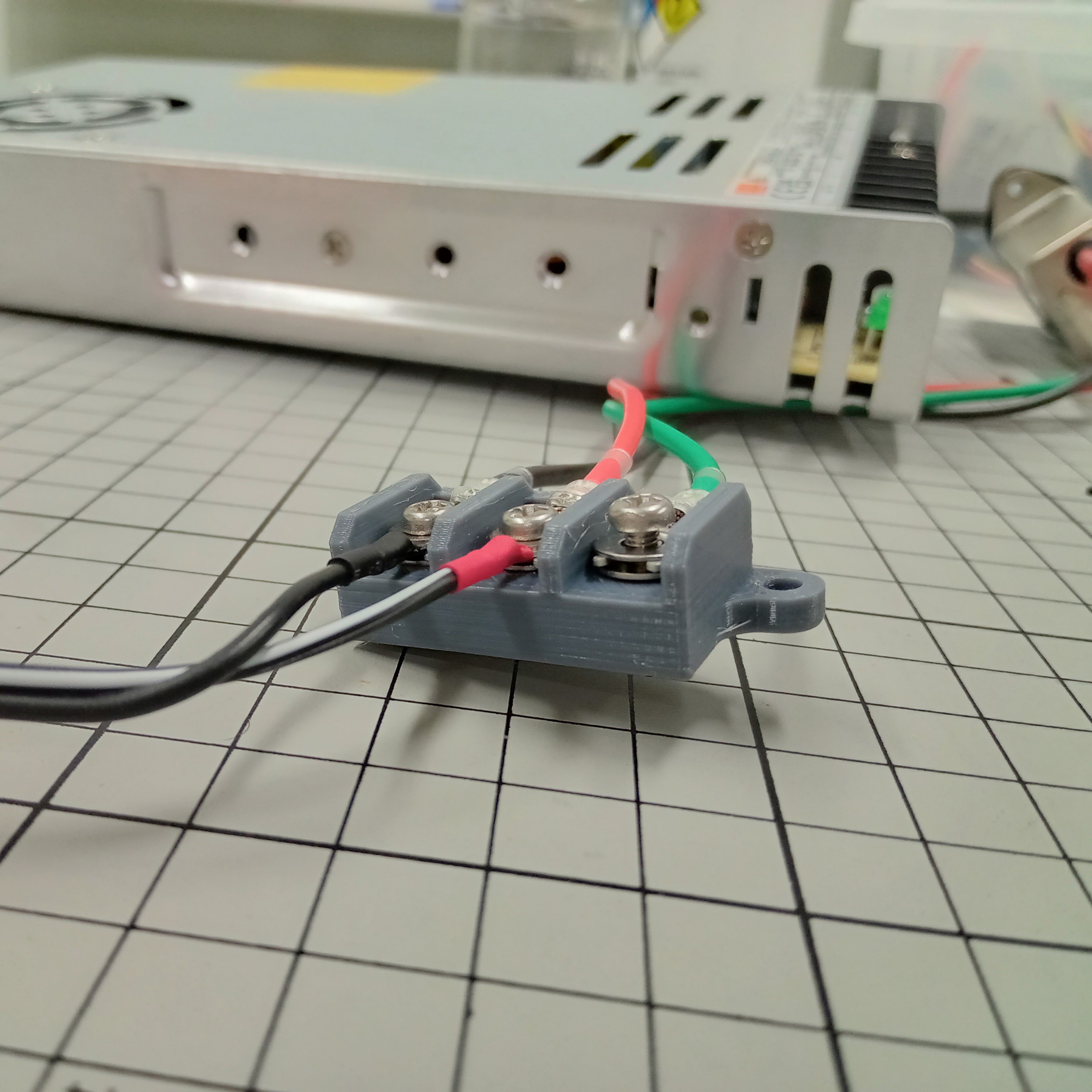 Terminal Block by Kazmar | Download free STL model | Printables.com