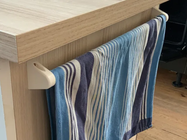 Robust Towel Rack